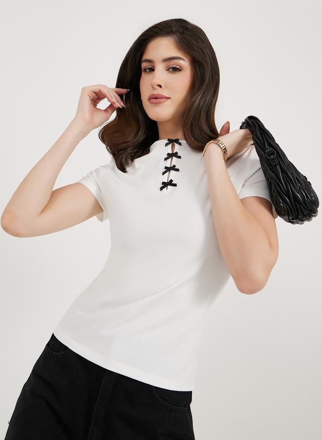 Styli Round Neck Bow Detail Fitted T-Shirt - Image 3